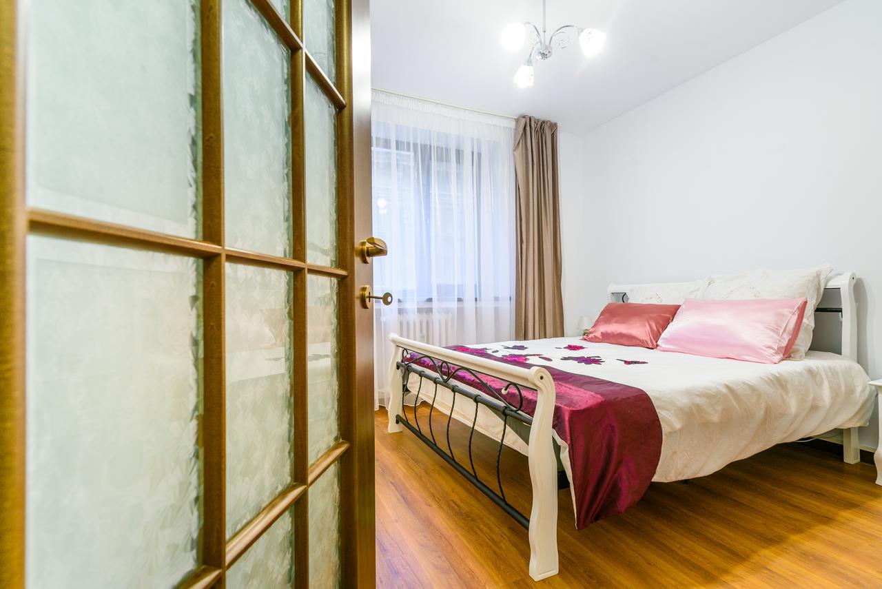 Bucharest Pedestrian Old Town 3 Bedrooms By Orchid Garden Esterno foto
